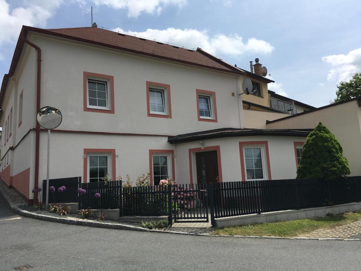 Apartman Pod Synagogou Humpolec Bagian luar foto